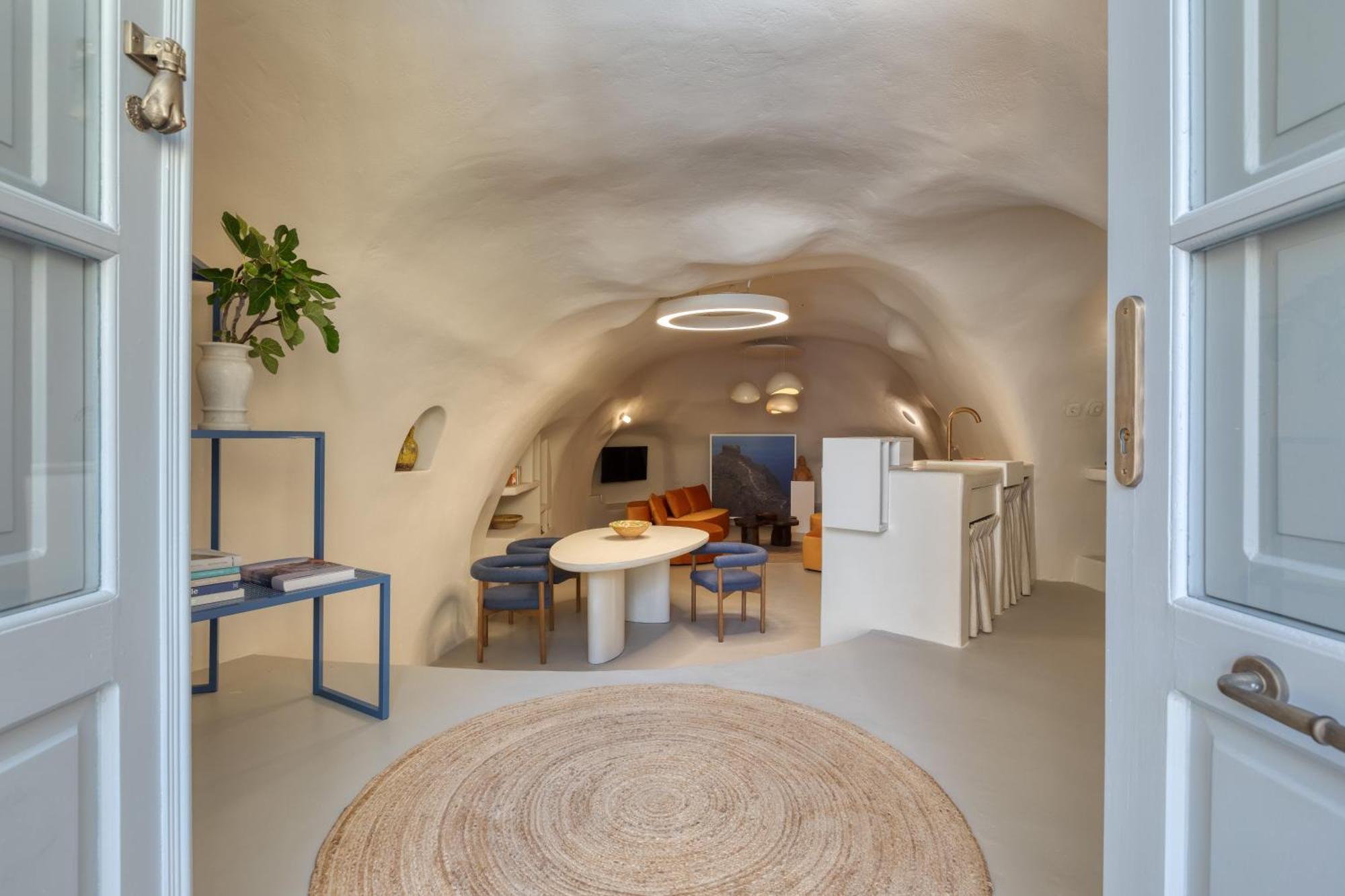 Kore Cave House By Oias Local Cave Houses Екстериор снимка