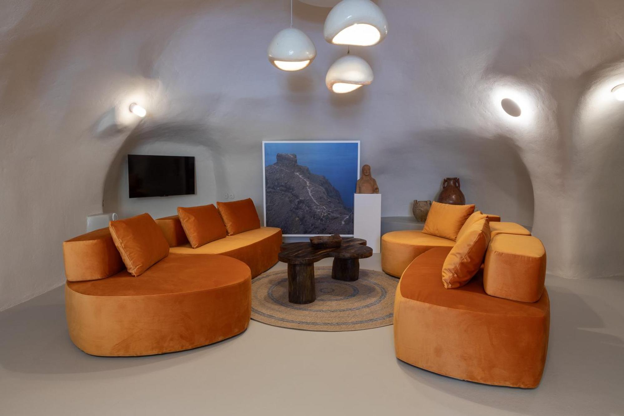 Kore Cave House By Oias Local Cave Houses Екстериор снимка